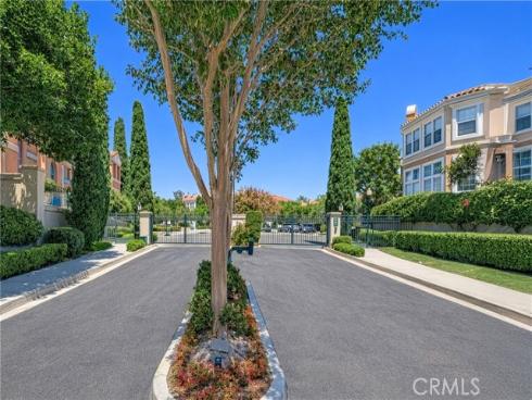 1  Salviati Aisle  , Irvine, CA