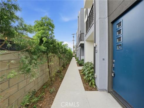 339  Placemark  , Irvine, CA