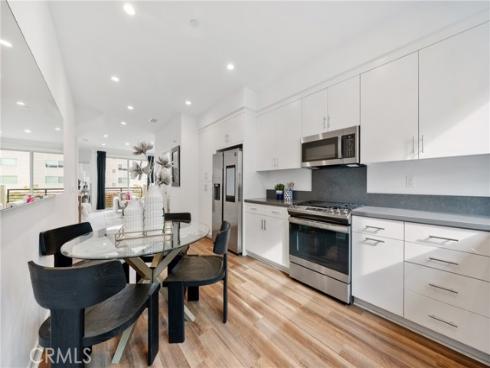 339  Placemark  , Irvine, CA