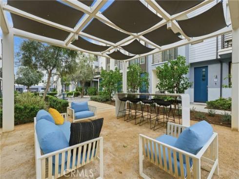 339  Placemark  , Irvine, CA