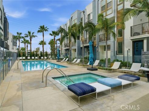 339  Placemark  , Irvine, CA