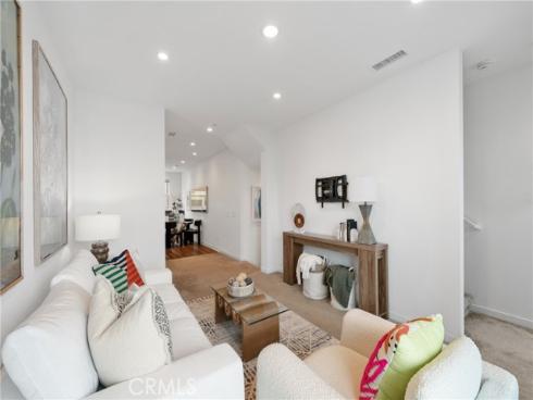 339  Placemark  , Irvine, CA