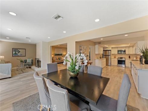 21  Queens Wreath  , Irvine, CA