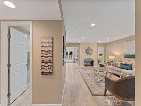 21  Queens Wreath  , Irvine, CA