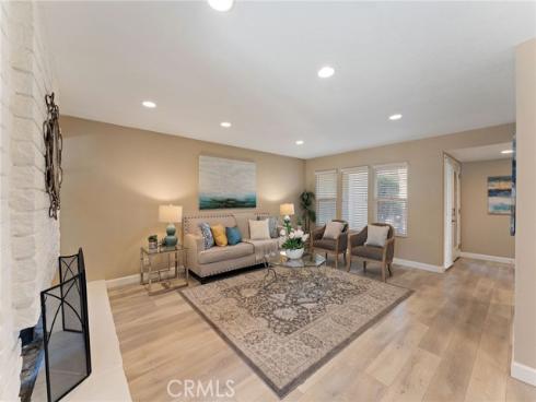 21  Queens Wreath  , Irvine, CA