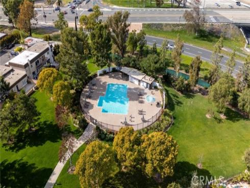 21  Queens Wreath  , Irvine, CA