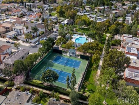 21  Queens Wreath  , Irvine, CA