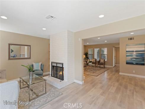 21  Queens Wreath  , Irvine, CA