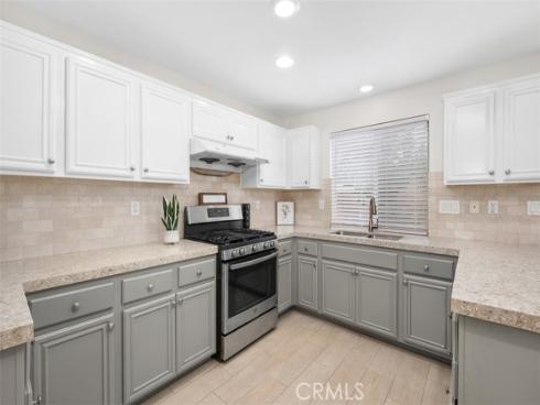 50 Linhaven , Irvine, CA