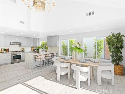 39  Cape Cod  , Irvine, CA