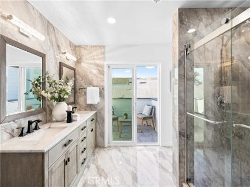 39  Cape Cod  , Irvine, CA