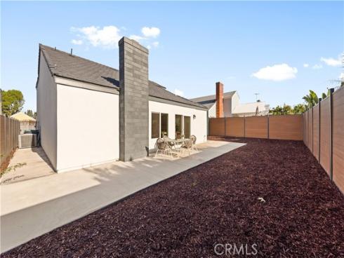 39  Cape Cod  , Irvine, CA