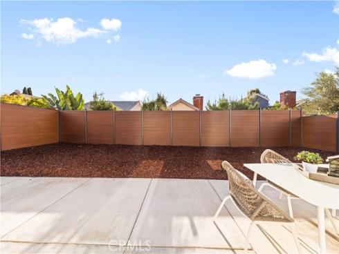 39  Cape Cod  , Irvine, CA