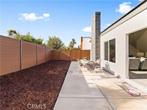 39  Cape Cod  , Irvine, CA