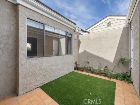 12 Primrose , Irvine, CA