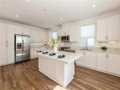 2236  Synergy  , Irvine, CA