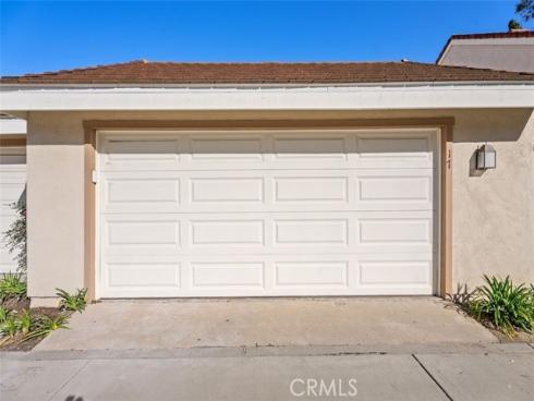 17  Dartmouth  , Irvine, CA