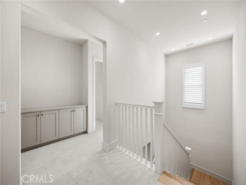 237  Pinnacle  , Irvine, CA