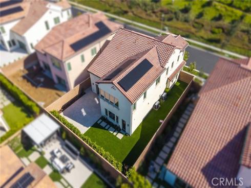 237  Pinnacle  , Irvine, CA