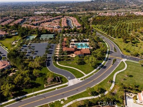 237  Pinnacle  , Irvine, CA