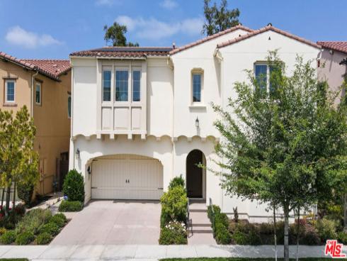55  Suede  , Irvine, CA