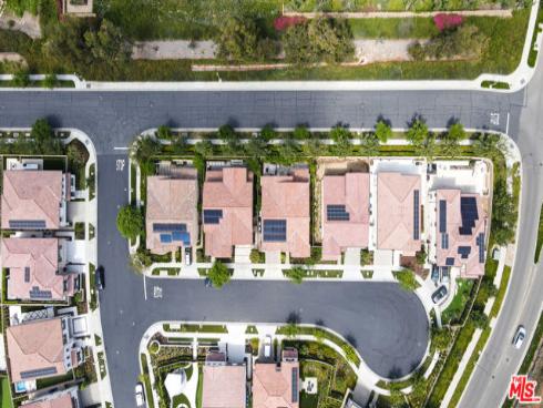 55  Suede  , Irvine, CA