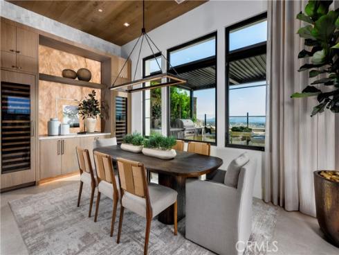 536  Peninsula  , Irvine, CA