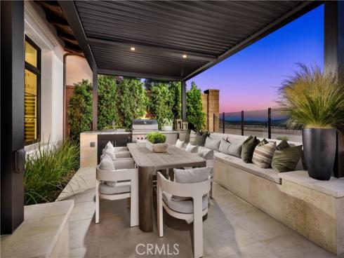 536  Peninsula  , Irvine, CA