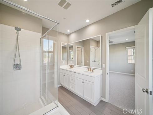 107  Kestrel  , Irvine, CA