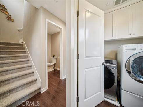 107  Kestrel  , Irvine, CA