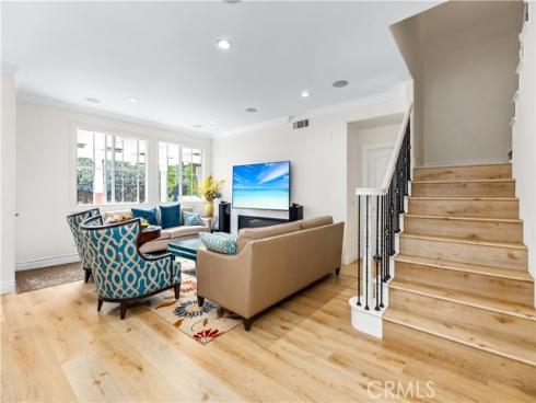 154 Treehouse , Irvine, CA