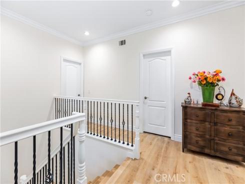 154 Treehouse , Irvine, CA