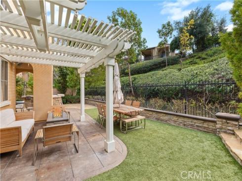 154 Treehouse , Irvine, CA