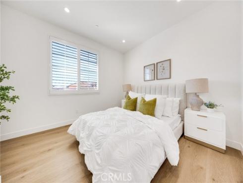 716  Spring Garden  , Irvine, CA