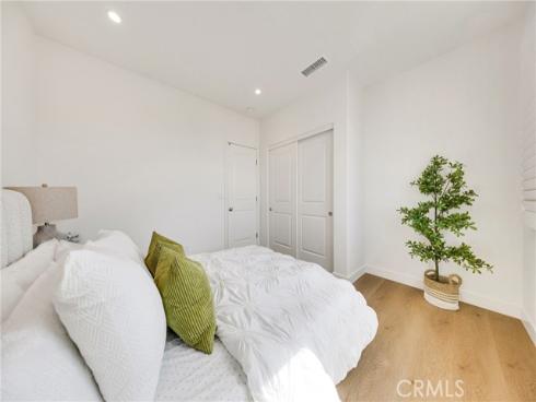 716  Spring Garden  , Irvine, CA