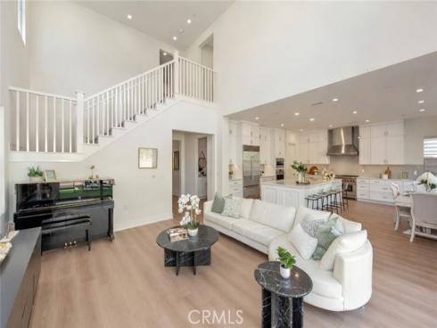 100  Bright Star  , Irvine, CA