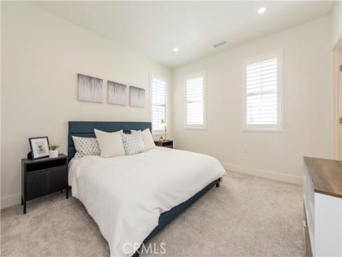 100  Bright Star  , Irvine, CA