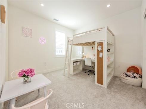 100  Bright Star  , Irvine, CA