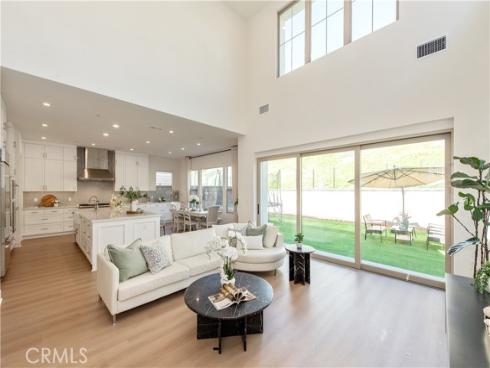 100  Bright Star  , Irvine, CA