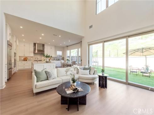 100  Bright Star  , Irvine, CA