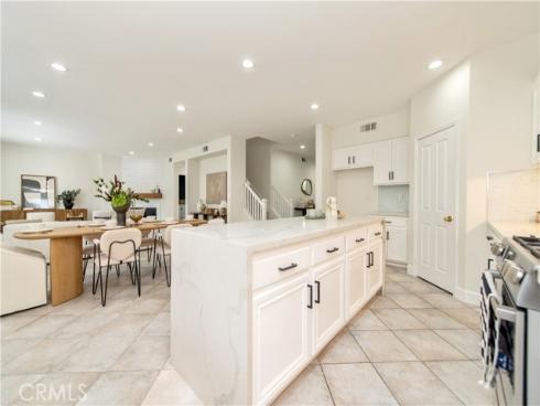 3  Birchwood  , Irvine, CA