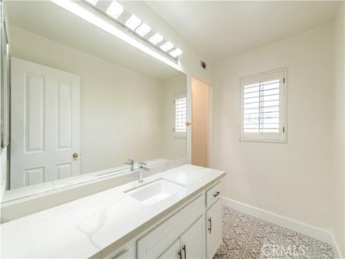 3  Birchwood  , Irvine, CA