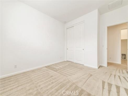 97  Decker  , Irvine, CA