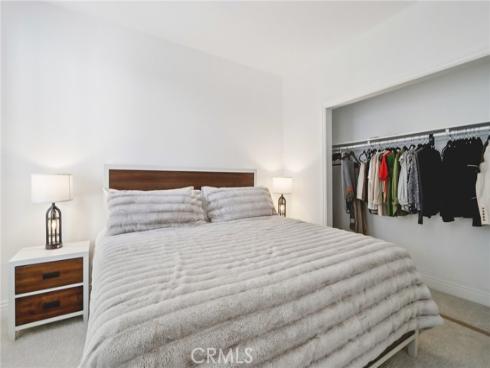 2253  Martin  321 , Irvine, CA