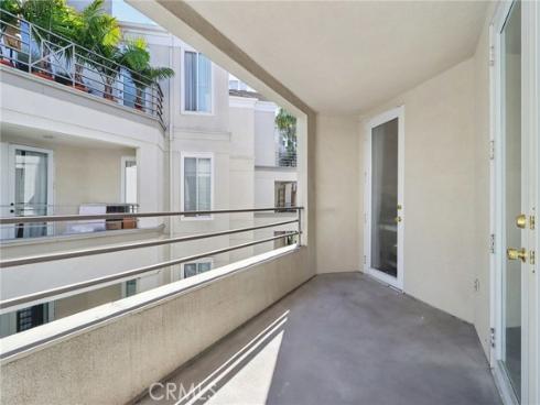 2253  Martin  321 , Irvine, CA