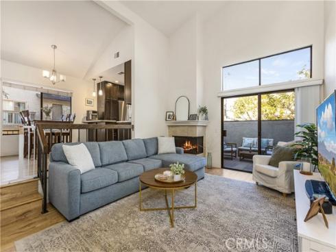 1  Sunup  , Irvine, CA