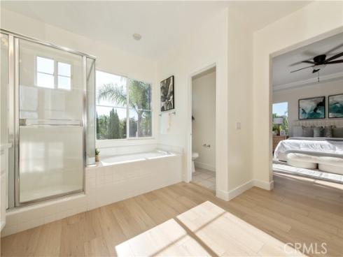 20 Laurelwood Drive, Irvine, CA