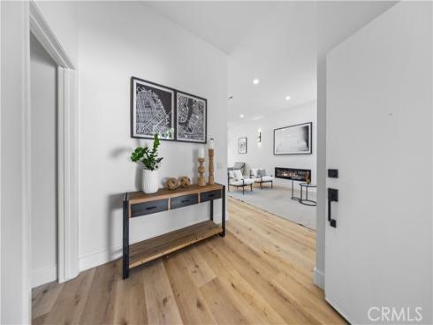 33 mann Street, Irvine, CA