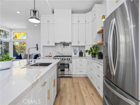 33 mann Street, Irvine, CA