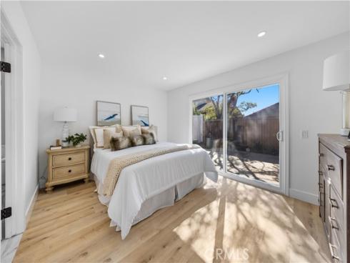 33 mann Street, Irvine, CA